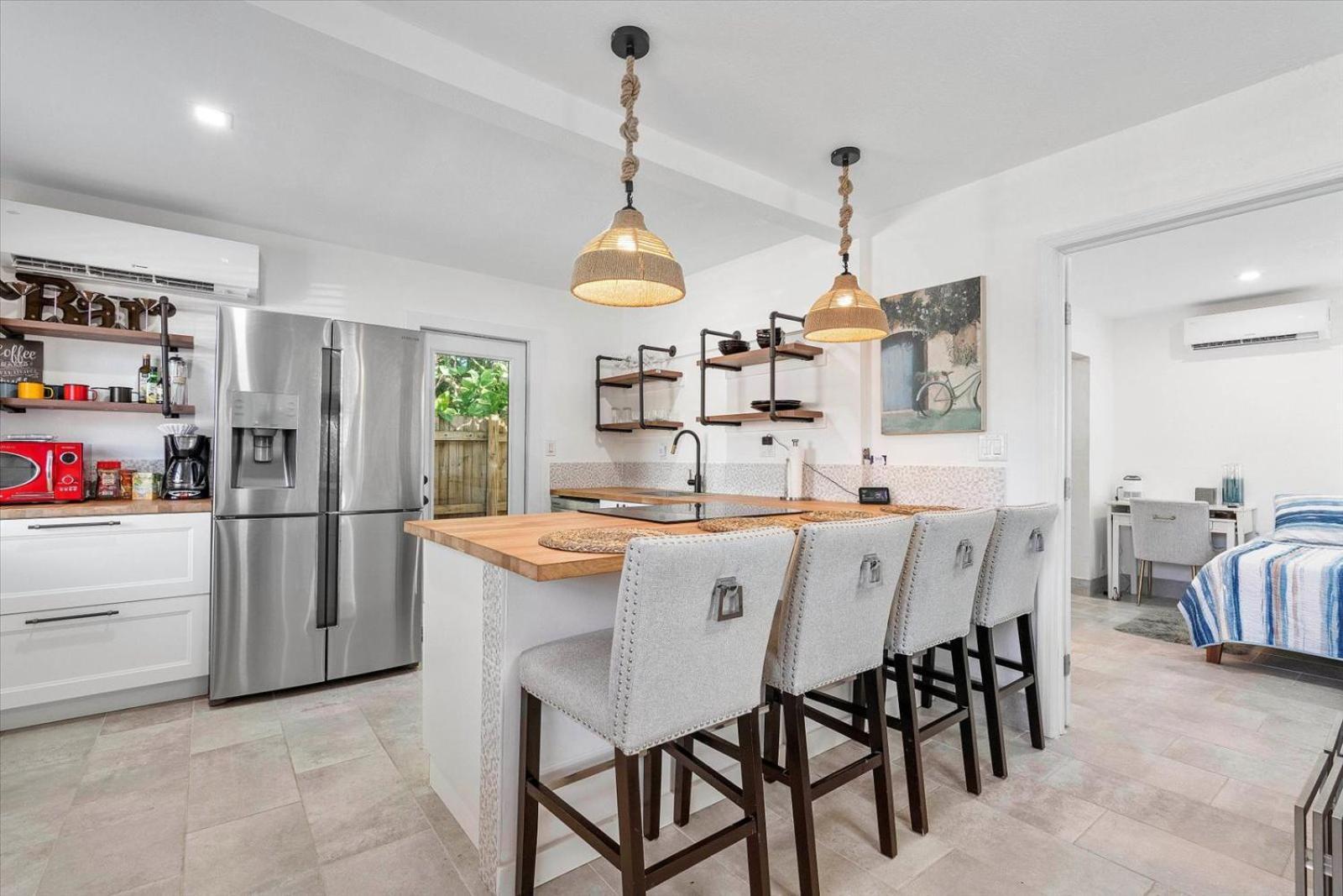 Private Fort Lauderdale Cottage エクステリア 写真